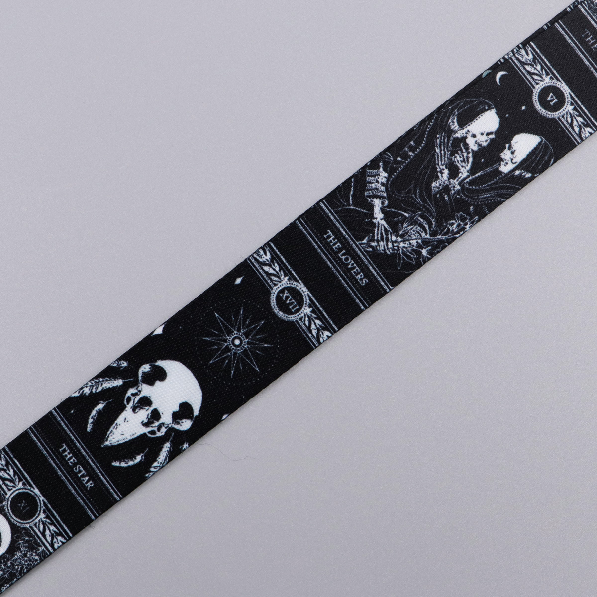 Tarot Themed Skull Lanyard Car - Gaming Card Holder ulasan dan harga